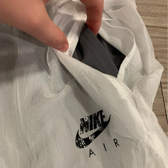 White Mesh Layer Nike Air Jogger Pants Small - Picture 8 of 8